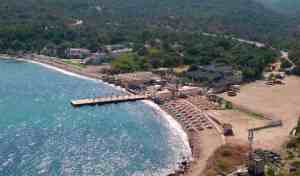 İzmir ağaç ev konaklama: Mambo Beach Foça İzmir bungalov evler