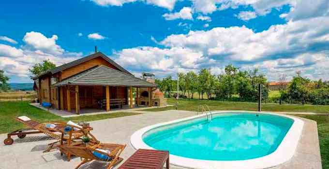 İzmir’deki Bungalov Evler Oteller (Deniz Kenarı & Havuzlu) İzmir Bungalov Evleri