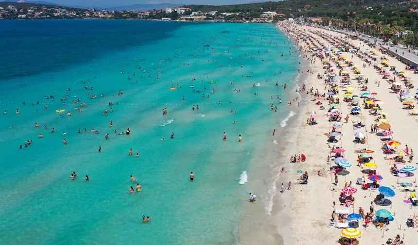 İzmir'in En Güzel 7 Plajı ile Tatilinizi Renklendirin
