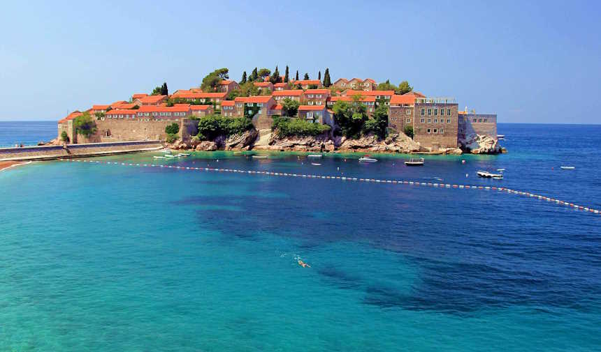 Karadağ Gezilecek Yerler Listesi, Karadağ gezi rehberi, Karadağ’da nereler gezilir