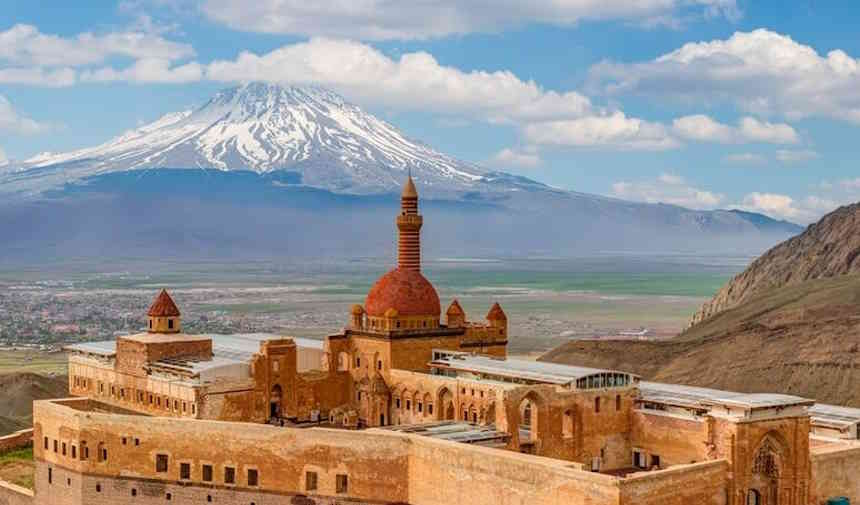 Ağrı Gezilecek Yerler Listesi, Ağrı’da Nereler Gezilir, Ağrı Gezi Rehberi
