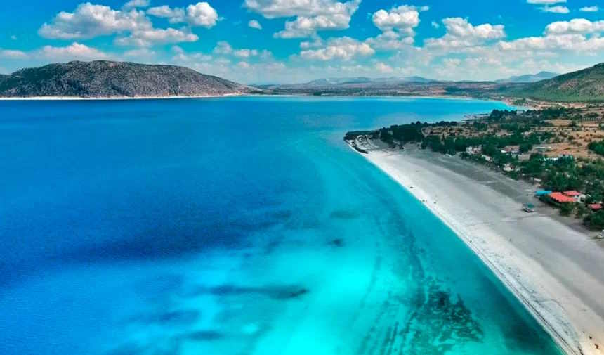 2024 Resmi Tatiller Takvim: 40 Gün Tatil Fırsatı