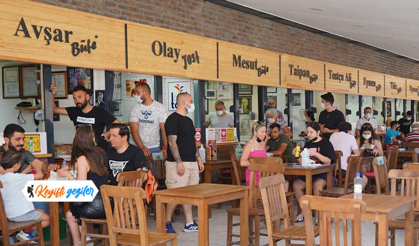 Ayvalık Tostu Nerede Yenir? Ayvalık'ta Tost Yenilenecek Yerler