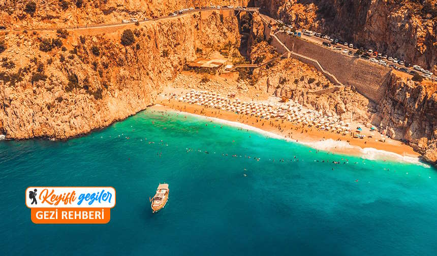 Kaş'ın En Güzel Plajları: Kaputaş Plajı